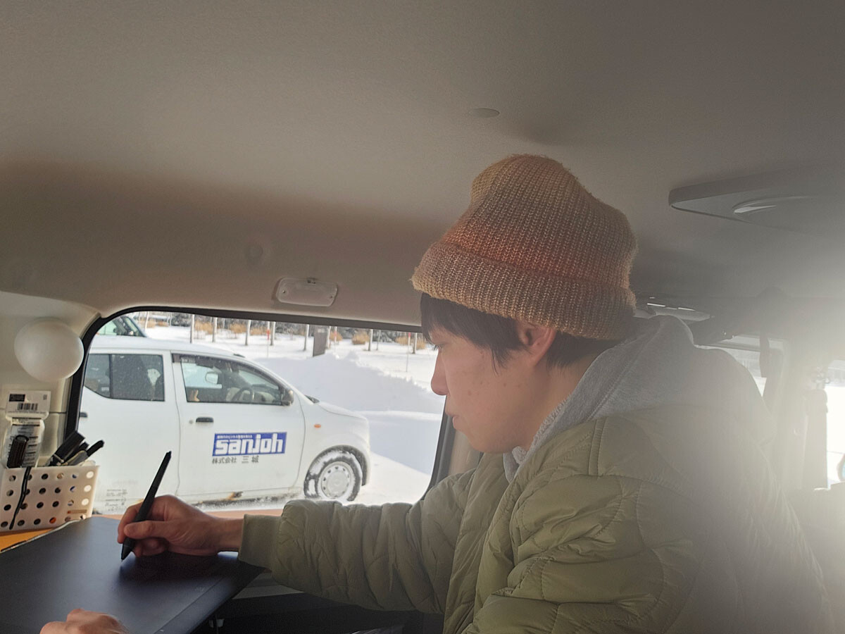 小田原ドラゴン（おだわら・どらごん）1970年、兵庫県生まれ。『僕はスノーボードに行きたいのか？』でヤンマガ月間新人漫画賞奨励賞を受賞。『コギャル寿司』で第47回文藝春秋漫画賞受賞。代表作に『おやすみなさい。』、『チェリーナイツ』、『ぼくと3本足のちょんぴー』、『今夜は車内でおやすみなさい。』など。週刊SPA！で漫画『今日も嫁が見つからない。』連載中