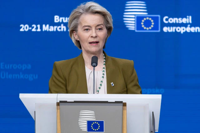 欧州委員会のフォンデアライエン委員長。ゴッリゴリの欧州グリーンディール政策原理主義者で、EVシフトを推し進めてきた