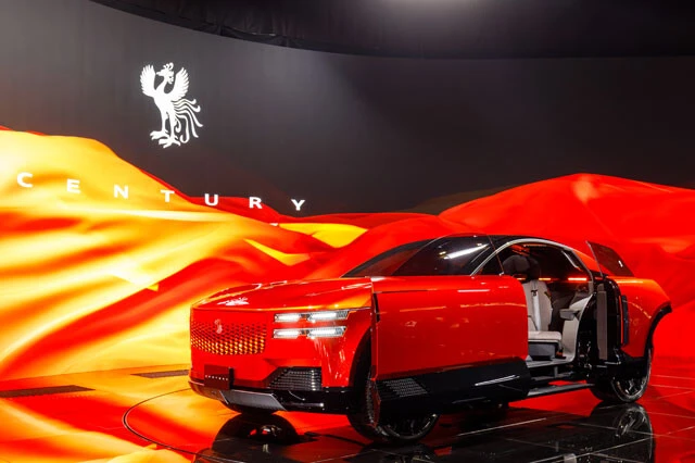 トヨタ センチュリークーペジャパンモビリティショー2025に降臨して話題を呼んだセンチュリークーペ。日本の象徴カーが＂ブランド＂として走り出した