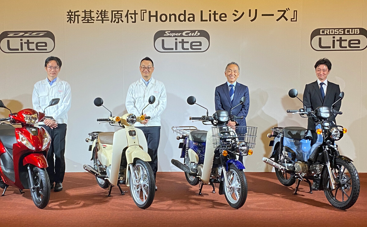 【第1位】ホンダ 新基準原付　盟主ホンダは新制度に即応し、早くも4モデルを投入。価格帯は23万9800円から40万円超までと、幅広い選択肢を用意した