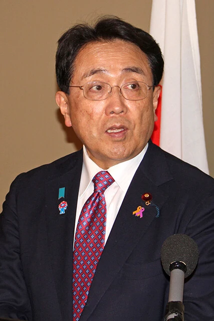 米国との6度目の関税交渉後、ワシントンで記者団の取材に応じた赤澤亮正経済再生担当大臣