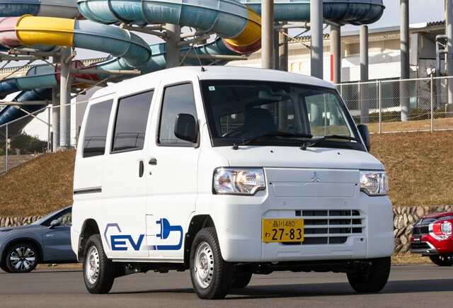 三菱 ミニキャブEV 価格:243万1000円~ 試乗したのはふたり乗り仕様。4人乗り仕様も用意されている(価格248万6000円~)