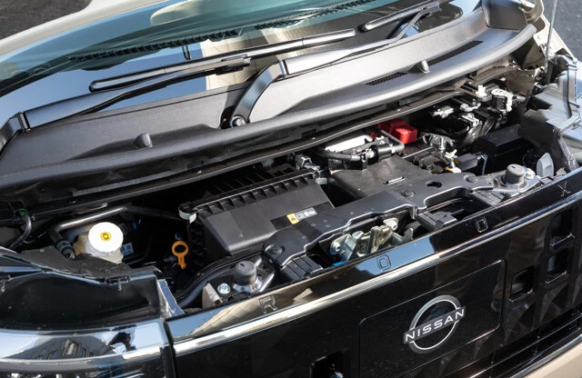 試乗車はターボエンジン搭載モデル。高速道路の合流や追い越しでもストレスは一切ナシ