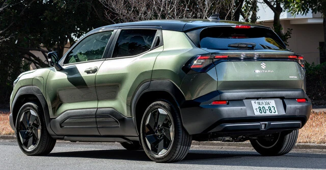 後席空間は好みに合わせてアレンジ可能。スズキ車らしく、収納スペースなど使い勝手にもこだわっている