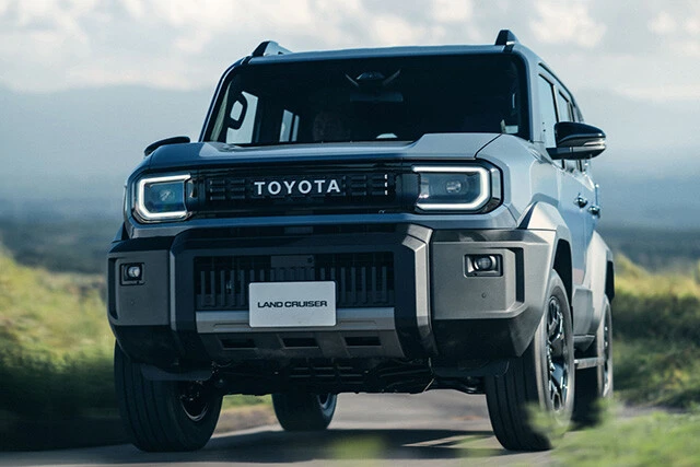 第4位「トヨタ ランドクルーザーFJ」450万円台のランクル。価格と性能の常識を覆した戦略モデルがニッポン市場に大きな衝撃を与えた