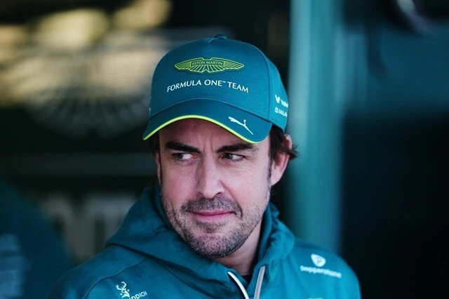 開幕3戦目にして18位でフィニッシュし、今季初完走したアロンソ。「鈴鹿でレースを完走できたことは、チームにとって明らかな進歩」と前向きにコメントしている