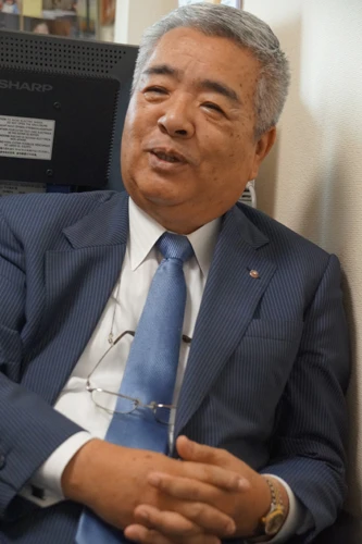 さくら住宅の二宮社長。「手間を惜しんではお客様は来てくれない。コツコツと努力を重ね、リフォームを通じて社会のお役に立つ会社になる」