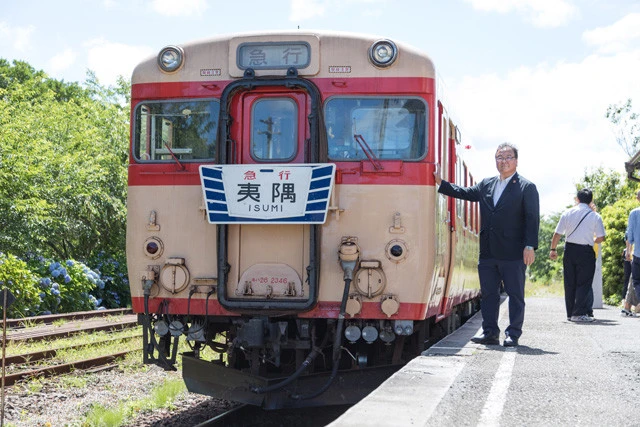 カリスマ社長が退任! いすみ鉄道・前社長、鳥塚亮が語る地方鉄道戦略「次は寝台列車の復活です」