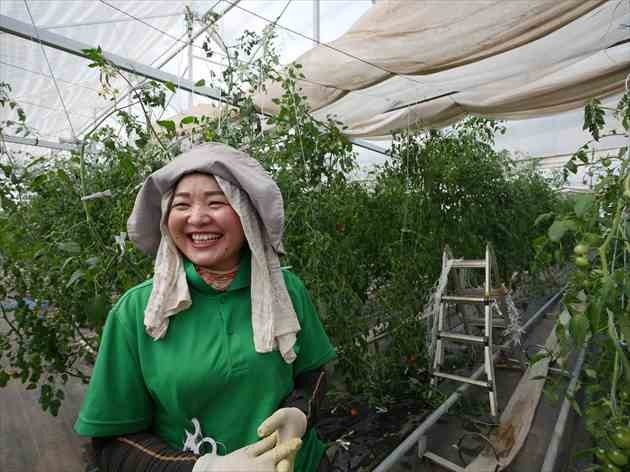 モンナラン農園で働くナランツェツェグさん