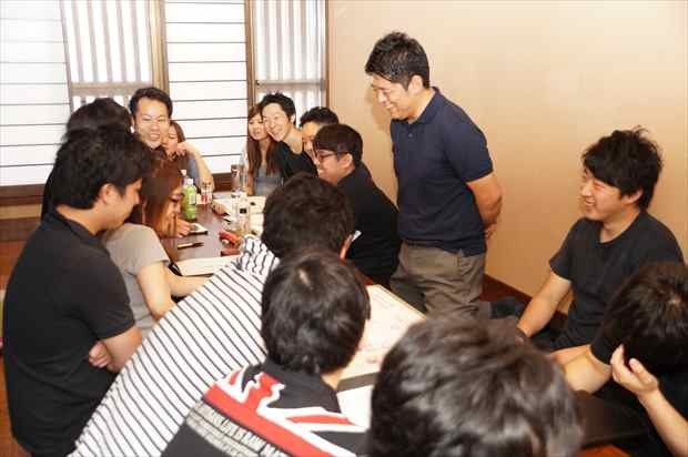 ライト・ライズの社員ミーティングの様子