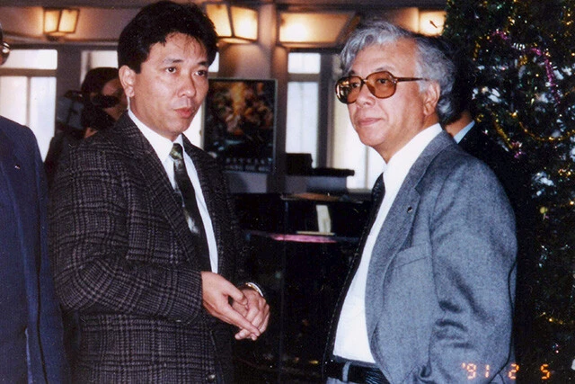 １９９１年２月に海外本格出店となった台湾にて。その責任者時代に現地で創業者の故・櫻田慧氏（右）と