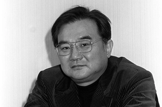 笑えるビジネス書も？　コンサルタント・坂口孝則が選ぶ「役に立たない12冊」