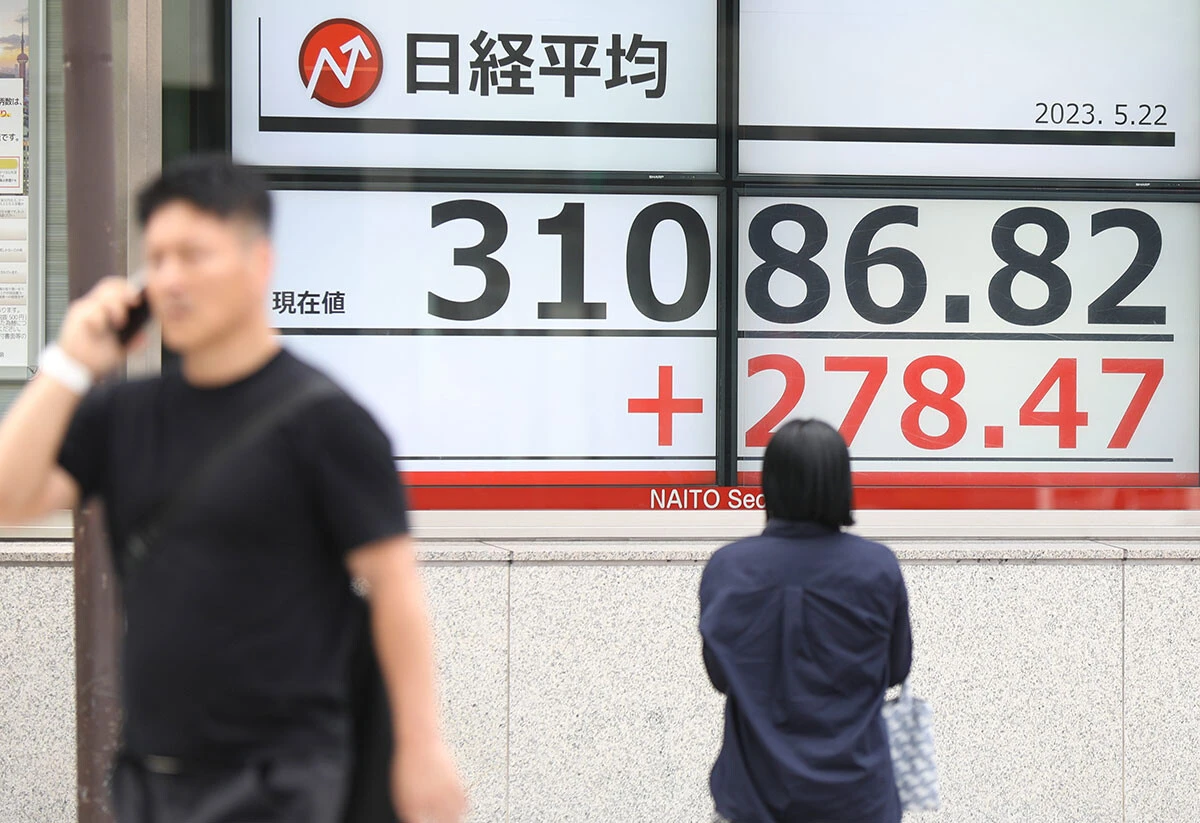 景気が良くなった実感はないのに、なぜか日経平均はバブル以来の最高値を更新！