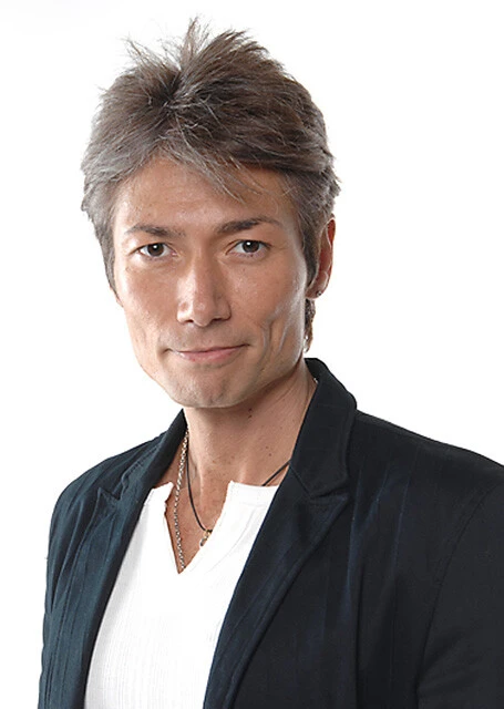 ストロングゼロ大好き恋愛マスター・マイケル富岡　アメリカ人の父、日本人の母の間に生まれる。音楽やバラエティ、イベント司会などで活躍。現在、CM「タレントパレット～ホールディングス企業篇～」出演。『ネプリーグ』（フジテレビ系）トラベルイングリッシュ天の声担当。『スケートボードTV』（NHK-BS1）ナレーション担当