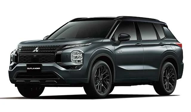 充電と給油がフルなら一般家庭の12日分の電気量を賄えるアウトランダーPHEV。価格は499万5100~630万4100円