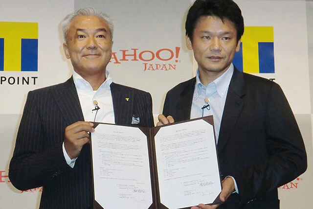 2012年、ヤフーはCCCと資本提携を発表。Tポイントがウェブの世界にも進出するきっかけとなったが、2022年に提携関係は解消された