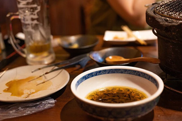 男女で食べるスピードが違うため、気づけば皿が空なんてことも。取り分けておくと良し