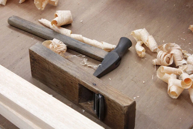 年収2000万のブルーカラーも当たり前に？　AIがもたらすホワイトカラーの削減と「ブルーカラービリオネア」