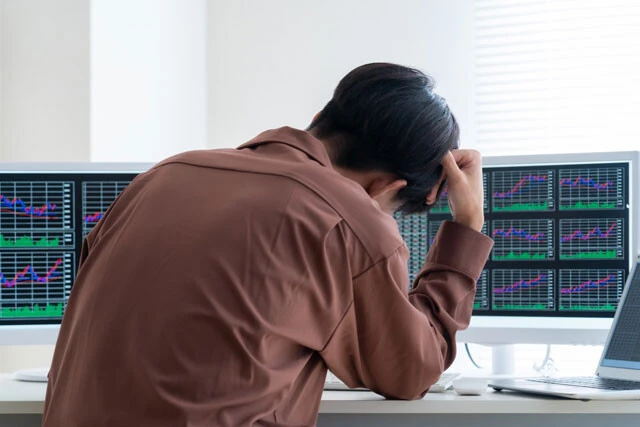 トランプ相場により、頭をかかえるNISA民も少なくない