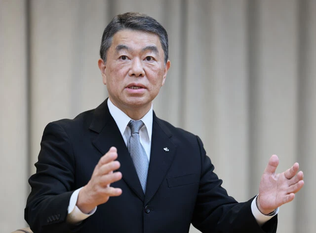 宮城県の村井嘉浩知事は半導体企業の誘致を公約に掲げており、2025年の知事選でも「複数の世界的な半導体企業と交渉中」と話していた
