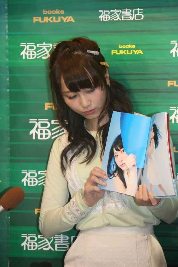 画像 写真 松井玲奈のセカンド写真集は 見る ではなく 読む 写真集です 週プレnews
