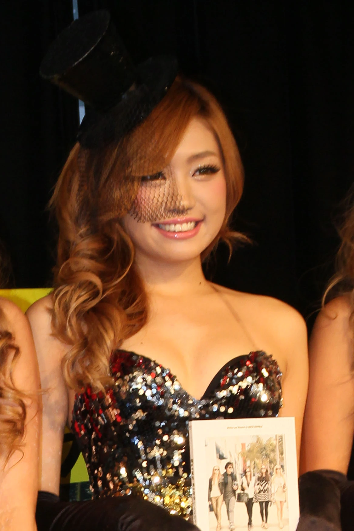 ＣＹＢＥＲＪＡＰＡＮ　ＤＡＮＣＥＲ・カズエ