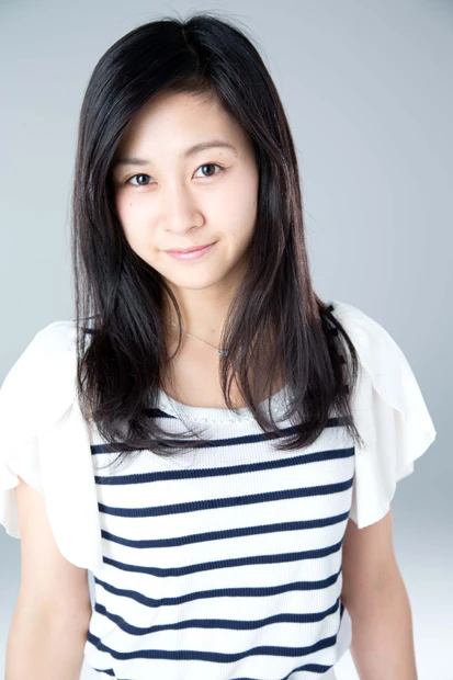 エアギターを持っていないときの彼女は、おしとやかなお嬢様。このギャップがまたイイっ!