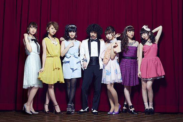 5月28日に発売された3rdシングル『Mr.PLAY BOY. . .?』のジャケット写真。今回は一番左の新メンバー・優華夫人と一番右の可恩夫人も取材に同伴!