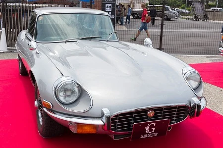 ジローラモ氏のお気に入りはジャガーEタイプ