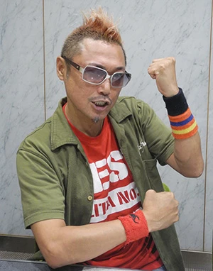 ●ギュウゾウ 1964年生まれ。過激パフォーマンス集団「電撃ネットワーク」のメンバー。芸能活動の傍ら、栃木県の農場「ギュウゾウ農場」の経営も手掛ける