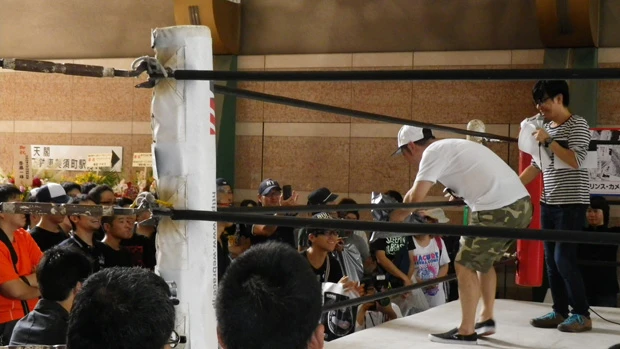 『キン肉マン』クイズでは、ゆで先生自ら正解者へプレゼント!