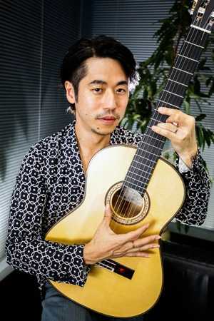 ８月には、ジャズギタリスト渡辺香津美とのライブアルバムをリリース。今後はどんなフラメンコを奏でるのか、注目だ