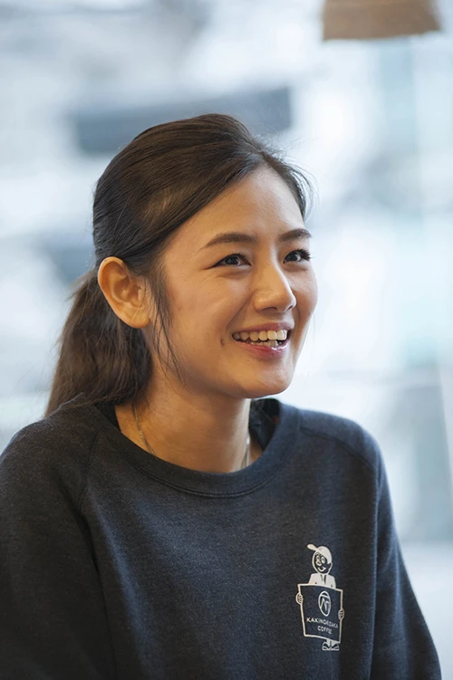 画像 写真 グラビアで大反響の片山萌美がバイトしている珈琲店を 見つけてしまった 会いにいける看板娘に大興奮 週プレnews