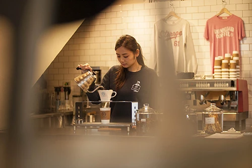 画像 写真 グラビアで大反響の片山萌美がバイトしている珈琲店を 見つけてしまった 会いにいける看板娘に大興奮 週プレnews