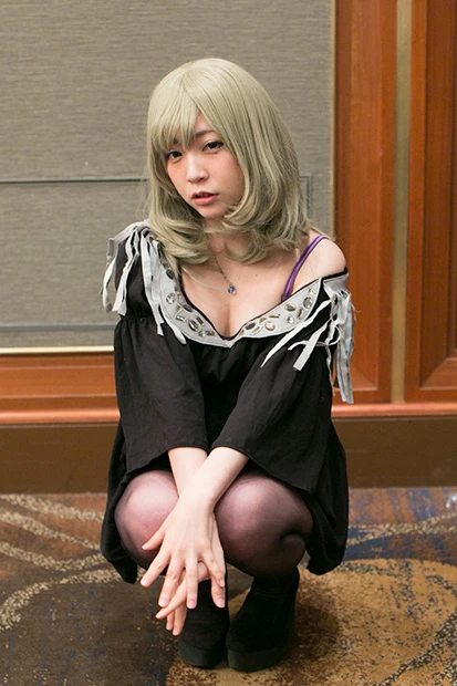 コスプレイヤー名：星乃まみコスチュームの作品名：アイドルマ●ターシンデレラガールズキャラクター名：高●楓Ｔｗｉｔｔｅｒアカウント：@ma5mi2ta3n