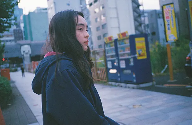 君の名は で大反響 radwimpsの新作ジャケットで話題の そばかすがカワイい 女のコって 写真 ニュース 週プレnews 週刊プレイボーイのニュースサイト 君の名は で大反響 radwimpsの新作ジャケットで話題の そばかすがカワイい 女のコって 写真 ニュース 週プレnews 週刊プレイボーイのニュースサイト