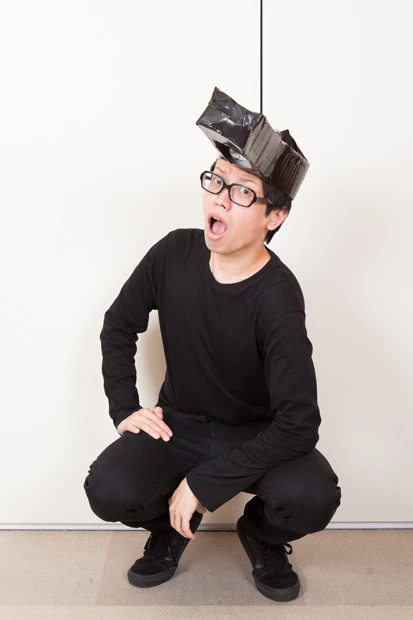 3、次に長いリーゼント頭のヤンキー(芝山)が座っていた