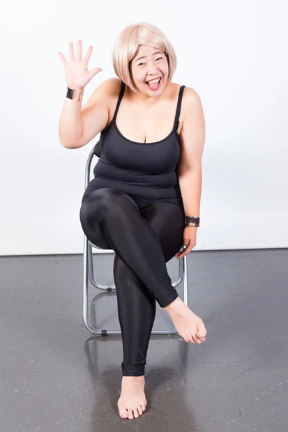  １、男を待っているＮＹに感化された女。男が来て「ハーイ！」と挨拶をする