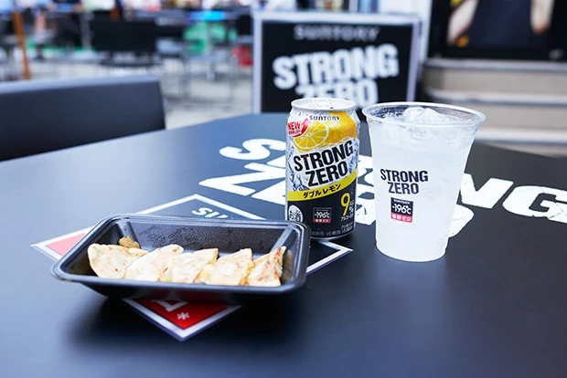 8月26日(土)以降は日替わり)で楽しめる全国のご当地餃子(1皿300円)