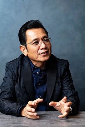 対談終了後に、原先生から「『週プレ』買ってるよ」と声を掛けていただき、「連載やるよ」のリップサービスに浮足立つ週プレNEWS班