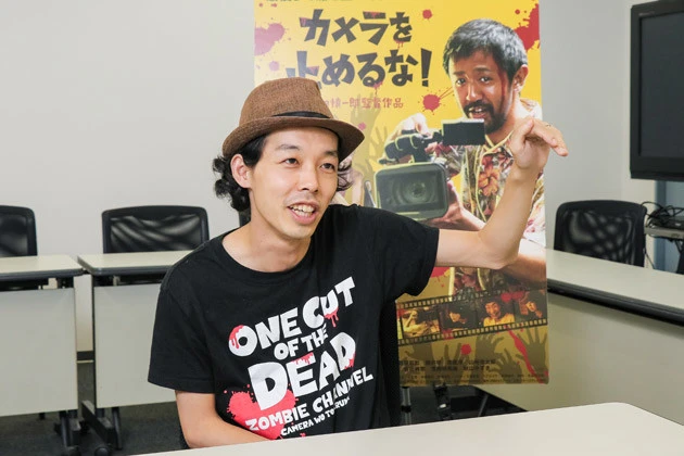 脚本も担当した上田慎一郎監督。今まで８本の映画を監督しているが本作が長編商業デビュー作。１９８４年生まれ