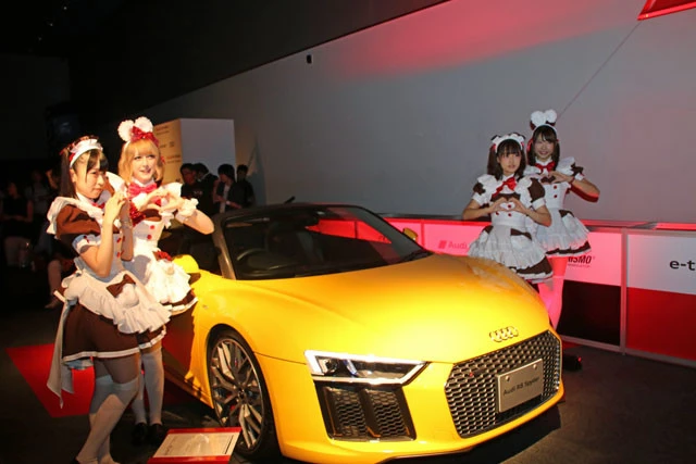 会場にはAudi R8 Spyder V10 5.2 FSI quattroも