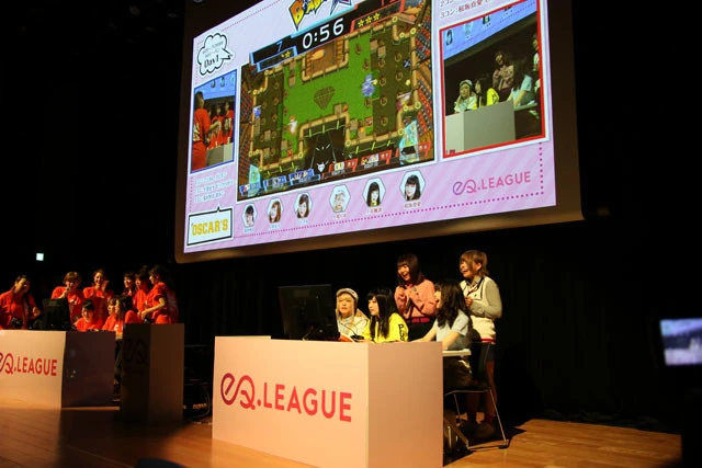 モニターにはプレイヤーたちも映され、真剣な姿やその一喜一憂する表情を見ることができる