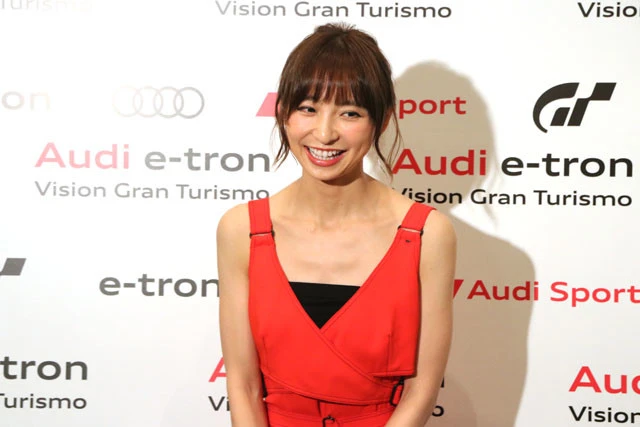 アウディの走りに魅了されたと語る篠田