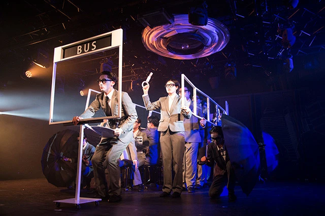 日本文化ごった煮のエンターテインメント！　平安神宮の境内に出現した「京都ＳＵＳＨＩ劇場」とは？