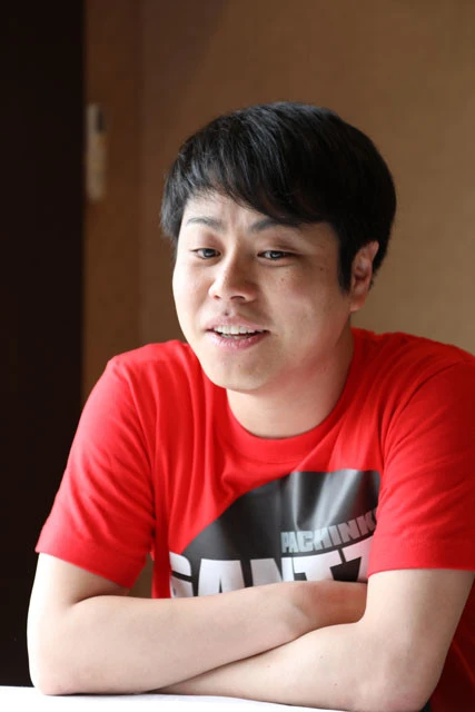 井上裕介(いのうえ・ゆうすけ)1980年3月1日生まれ、大阪府出身。京楽の台で好きなのは『ぱちんこ美空ひばり』シリーズ