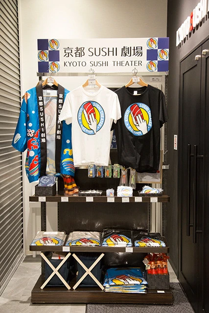 Ｔシャツやはっぴ、シールなどのオリジナルグッズも