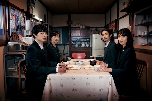 (c)2019「最初の晩餐」製作委員会