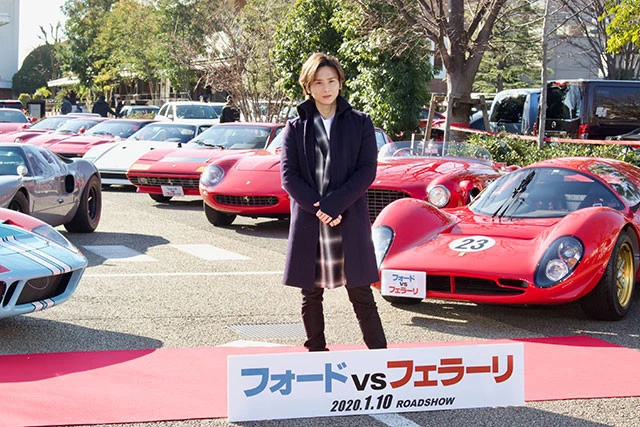 この日のために用意されたフォード21台、フェラーリ20台、推定総額50億円の名車たちに感動する堂本