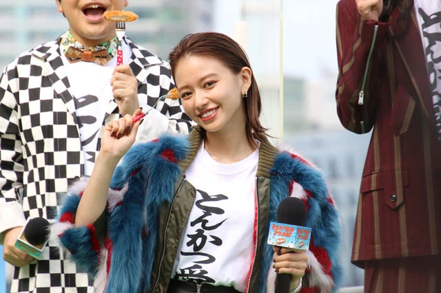 映画『とんかつDJアゲ太郎』の見どころを山本舞香が「北村匠海クンのわがままボディ」とPR